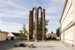 miniatura zriceniny klastera minoritu